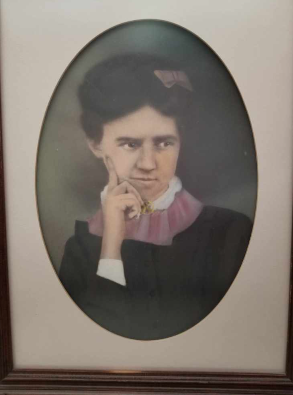 Sarah Jane Blythe Knox, early photograph